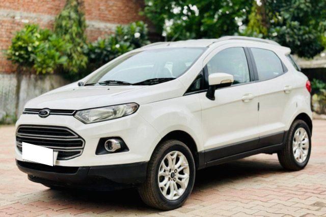 Ford Ecosport 1.5 DV5 MT Titanium Second-hand 2013 Ford Ecosport 1.5 DV5 MT Titanium for sale in Ahmedabad