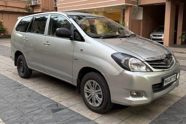 Second-hand 2008 Toyota Innova 2.5 G (Diesel) 8 Seater BS III for sale in Mumbai
