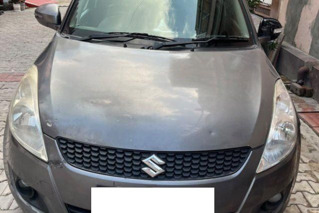 Maruti Suzuki Swift VVT VXI Second-hand 2014 Maruti Suzuki Swift VVT VXI for sale in Noida
