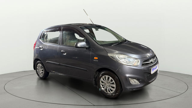 Hyundai i10 Magna 1.1L Second-hand 2016 Hyundai i10 Magna 1.1L for sale in Kolkata