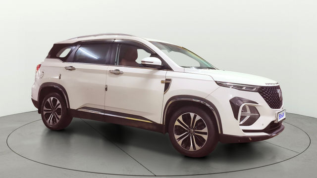 MG Hector Plus Select Diesel MT 7 STR Second-hand 2021 MG Hector Plus Select Diesel MT 7 STR for sale in Surat