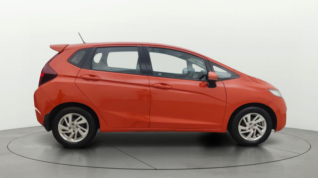 Honda Jazz 1.2 V AT i VTEC Second-hand 2015 Honda Jazz 1.2 V AT i VTEC for sale in Pune