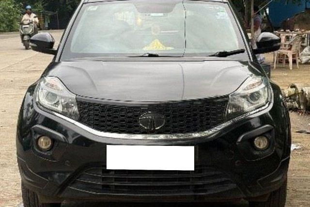 Second-hand 2018 Tata Nexon 1.2 Revotron एक्सजेड for sale in Mumbai