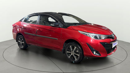 2020 Toyota Yaris वी