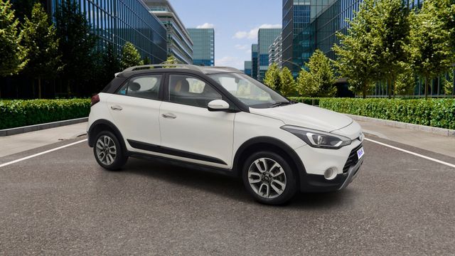 Hyundai i20 Active 1.2 SX Second-hand 2015 Hyundai i20 Active 1.2 SX for sale in Pune