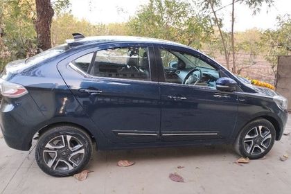 2018 Tata Tigor एक्सजेड प्लस