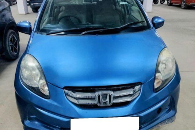 Honda Amaze EX i-Vtech Second-hand 2014 Honda Amaze EX i-Vtech for sale in Greater Noida