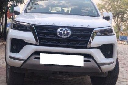 2021 Toyota Fortuner 2.8 4WD MT