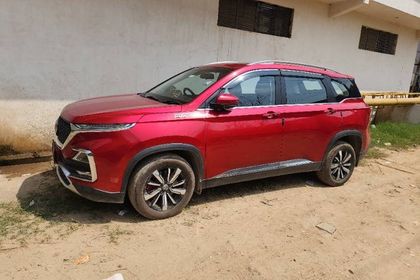 2019 MG Hector हाइब्रिड Sharp MT बीएस4
