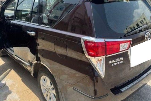 Second-hand 2017 Toyota Innova Crysta 2.4 जेडएक्स MT बीएस4 for sale in Ajmer