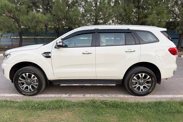 Ford Endeavour Titanium प्लस 4x4 AT Second-hand 2021 Ford Endeavour Titanium प्लस 4x4 AT for sale in Mohali