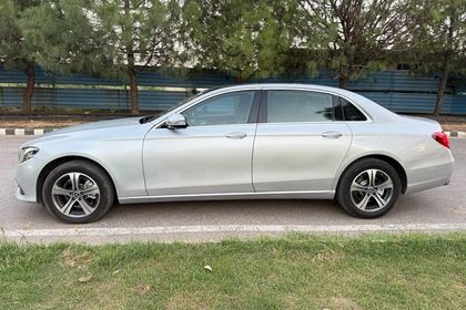 2020 Mercedes-Benz E-Class एक्सक्लूसिव ई 220डी
