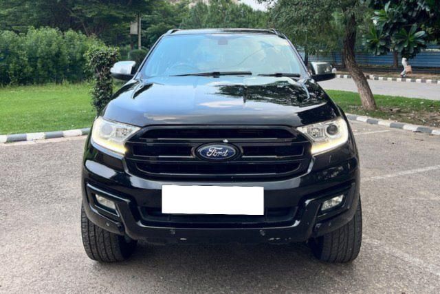 Ford Endeavour 3.2 Titanium AT 4X4 Second-hand 2017 Ford Endeavour 3.2 Titanium AT 4X4 for sale in Mohali