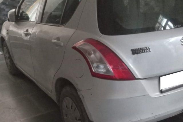 Maruti Suzuki Swift LXI BSIV Second-hand 2014 Maruti Suzuki Swift LXI BSIV for sale in New Delhi