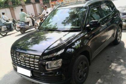 2025 Hyundai Venue एस रेनफोर्स्ड प्लस 2024-2025