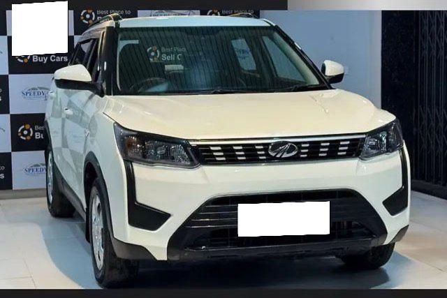 Mahindra XUV300 W6 BSIV Second-hand 2019 Mahindra XUV300 W6 BSIV for sale in Jaipur