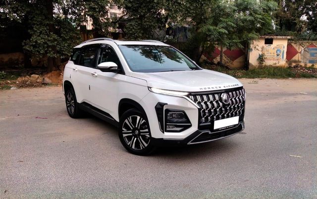 Second-hand 2026 MG Hector Savvy Pro CVT for sale in New Delhi