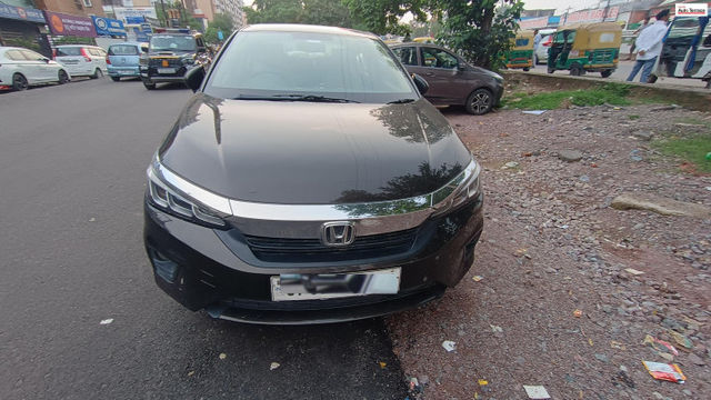 Honda City 1.5 वी MT एक्सक्लूसिव Second-hand 2023 Honda City 1.5 वी MT एक्सक्लूसिव for sale in Lucknow