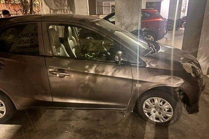 2016 Honda Brio ई MT