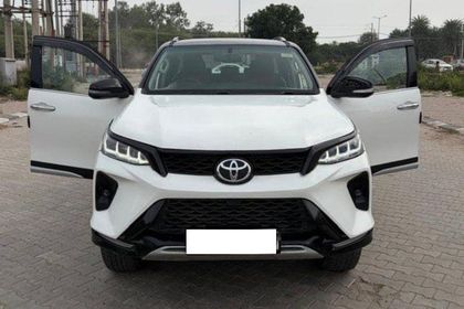 2018 टोयोटा फॉर्च्यूनर 2.8 2WD MT BSIV