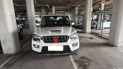2021 Mahindra Scorpio S11