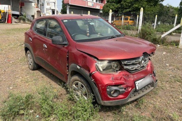 Renault KWID 1.0 RXT Second-hand 2016 Renault KWID 1.0 RXT for sale in Dhule