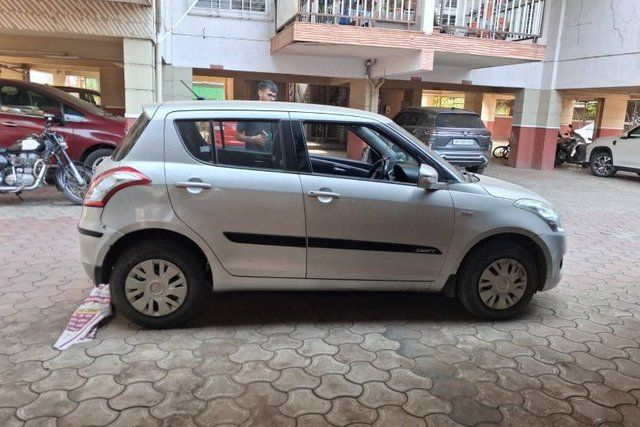 Maruti Suzuki Swift VDI बीएस4 Second-hand 2014 Maruti Suzuki Swift VDI बीएस4 for sale in Nashik