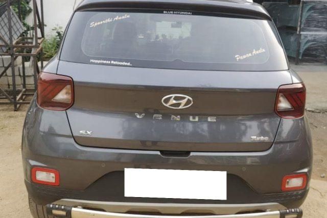 Hyundai Venue SX Turbo iMT Second-hand 2021 Hyundai Venue SX Turbo iMT for sale in Bangalore