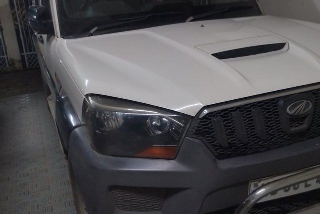 Mahindra Scorpio S2 7 Seater Second-hand 2015 Mahindra Scorpio S2 7 Seater for sale in Kolkata