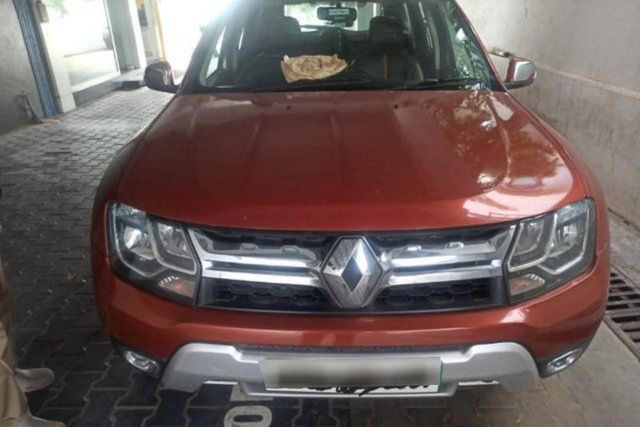 Second-hand 2017 Renault Duster 110PS Diesel RxZ AMT for sale in Bangalore