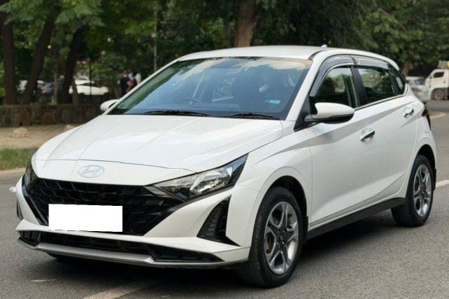 Hyundai i20 Sportz Second-hand 2025 Hyundai i20 Sportz for sale in New Delhi