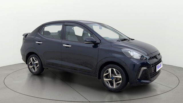 Hyundai Aura SX CNG Second-hand 2023 Hyundai Aura SX CNG for sale in Ahmedabad