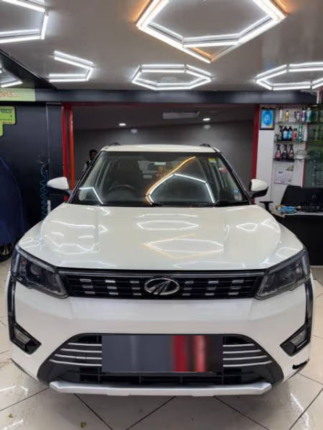 Mahindra XUV300 W8 Diesel BSIV Second-hand 2019 Mahindra XUV300 W8 Diesel BSIV for sale in Bangalore