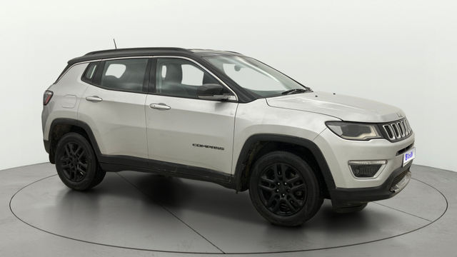 Jeep Compass 2.0 Limited ऑप्शन Second-hand 2018 Jeep Compass 2.0 Limited ऑप्शन for sale in Bangalore