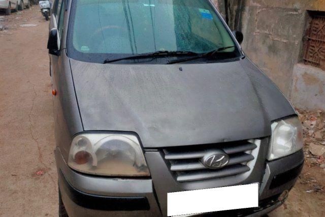 Hyundai Santro Xing GLS Second-hand 2013 Hyundai Santro Xing GLS for sale in New Delhi