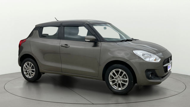 Second-hand 2023 Maruti Suzuki Swift जेडएक्सआई एएमटी for sale in Bangalore