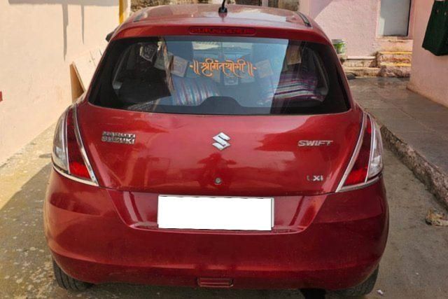 Maruti Suzuki Swift LXI Second-hand 2011 Maruti Suzuki Swift LXI for sale in Panvel