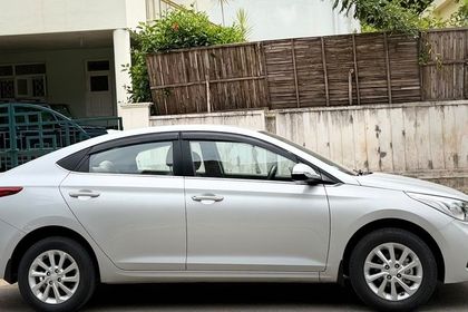 2018 हुंडई वरना VTVT 1.6 AT EX