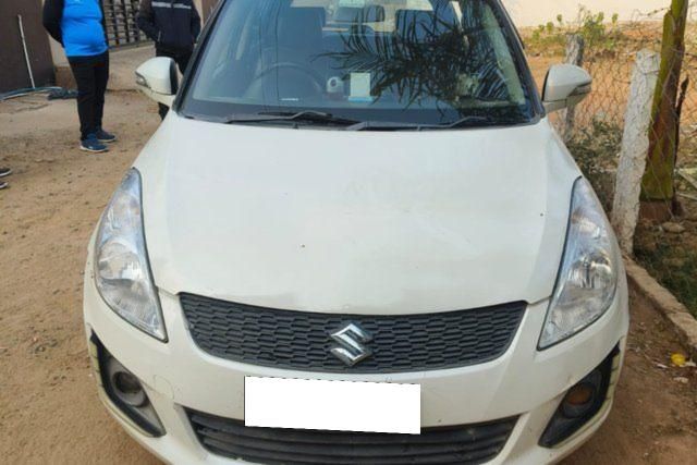 Second-hand 2012 Maruti Suzuki Swift VXI for sale in Bhopal