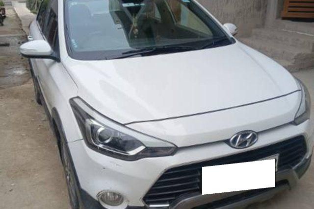 Hyundai i20 Active 1.2 एस रेनफोर्स्ड Second-hand 2016 Hyundai i20 Active 1.2 एस रेनफोर्स्ड for sale in Muzaffarpur