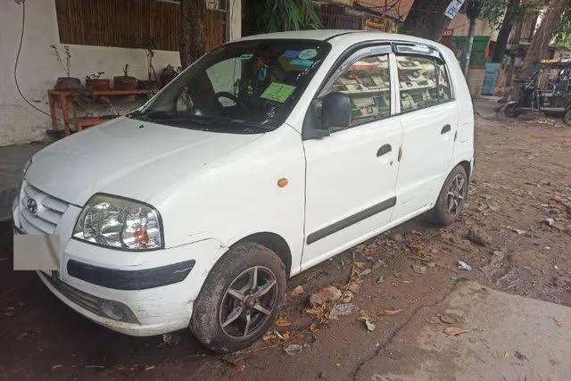 Second-hand 2011 Hyundai Santro Xing GL for sale in New Delhi