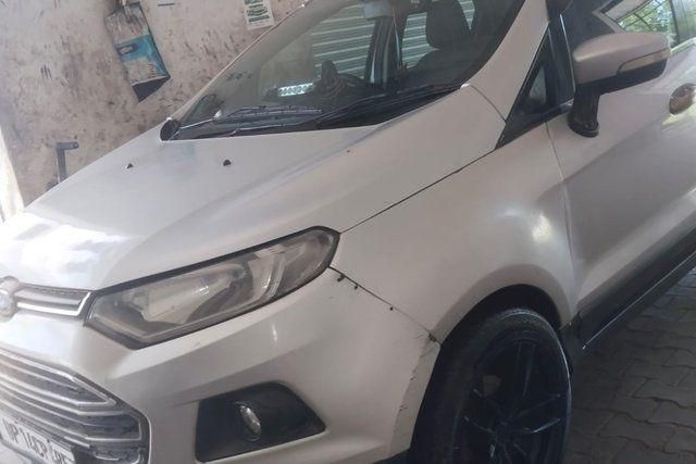 Ford Ecosport 1.5 DV5 MT Ambiente Second-hand 2015 Ford Ecosport 1.5 DV5 MT Ambiente for sale in Bijnor