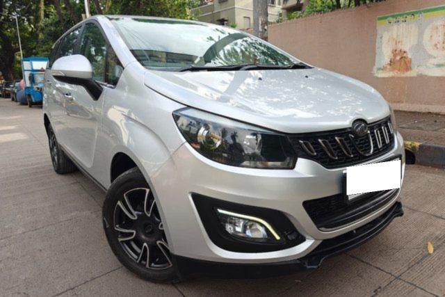 Mahindra Marazzo M8 Second-hand 2019 Mahindra Marazzo M8 for sale in Mumbai