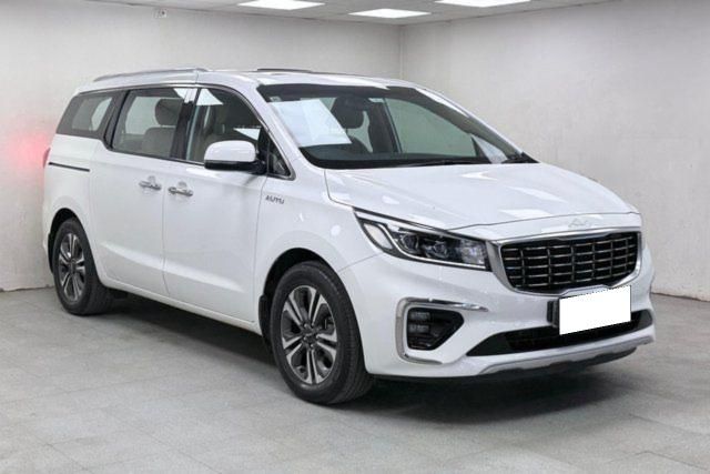 Kia Carnival लिमोजिन प्लस Second-hand 2022 Kia Carnival लिमोजिन प्लस for sale in Pune