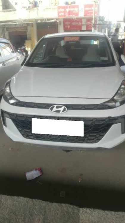 2025 Hyundai Aura SX CNG