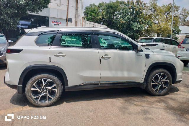Toyota Hyryder जी हाइब्रिड Second-hand 2023 Toyota Hyryder जी हाइब्रिड for sale in Pune