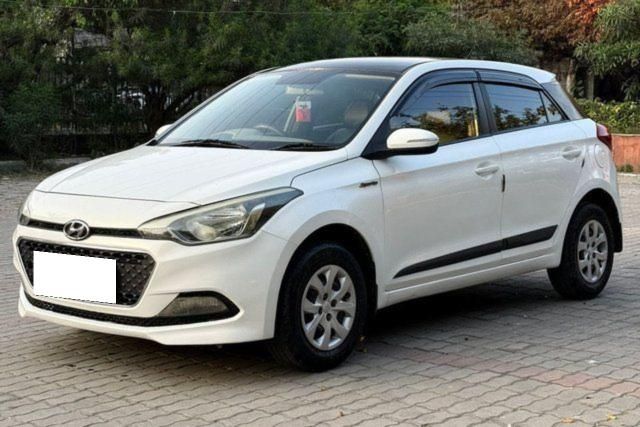 Second-hand 2017 Hyundai i20 स्पोर्टज़ 1.2 for sale in New Delhi