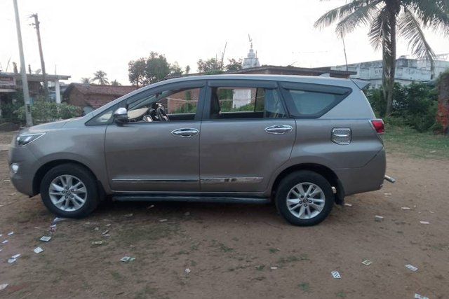 Second-hand 2018 Toyota Innova Crysta 2.4 जी MT 8S बीएस4 for sale in Bhandara