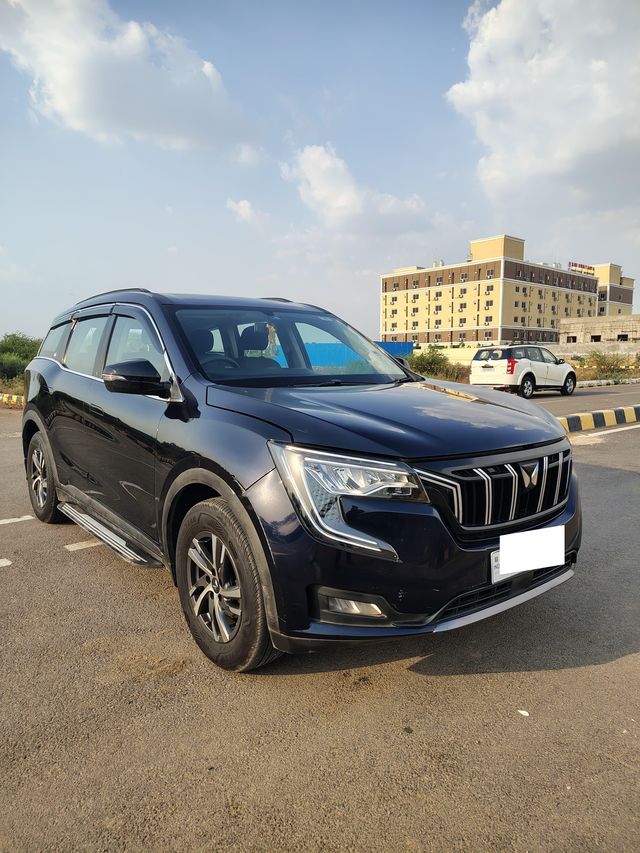 Mahindra XUV700 एएक्स5 7 Str डीजल Second-hand 2023 Mahindra XUV700 एएक्स5 7 Str डीजल for sale in Hyderabad