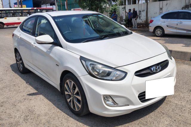 Hyundai Verna 1.6 एसएक्स Second-hand 2014 Hyundai Verna 1.6 एसएक्स for sale in Hyderabad